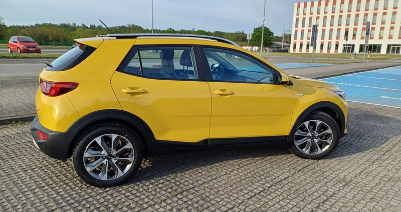 Kia Stonic cena 64900 przebieg: 86995, rok produkcji 2018 z Toruń małe 232